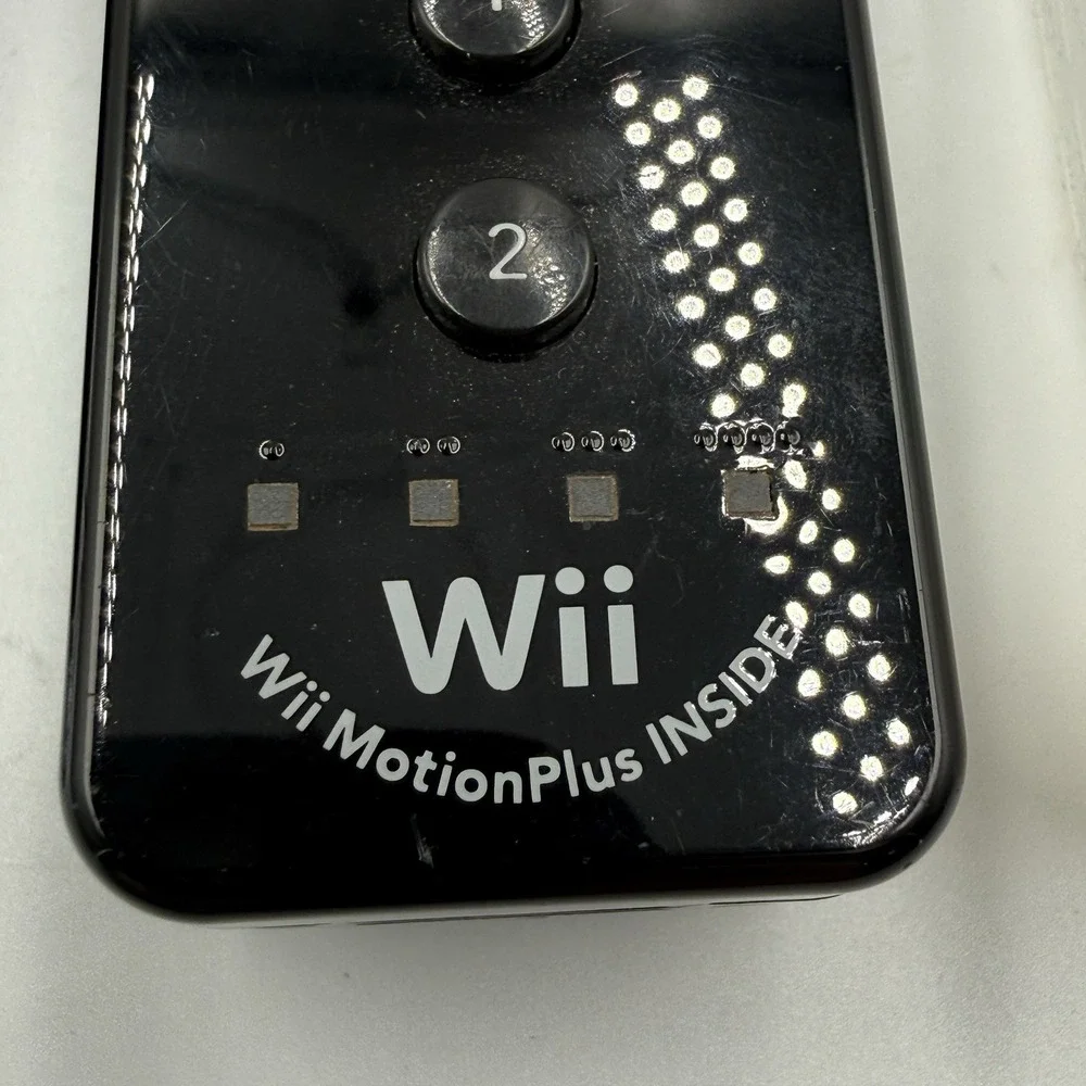 OEM Black Nintendo Wii Motion Plus Controller RVL-036 w/Nunchuk RVL-004 & Sleeve